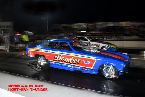 Mike Buchanan - 'Hombre' (near lane) vs 
Nick Poloson - 'Bucket List' (far lane)